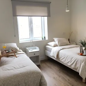 Lujoso En Apartamento
